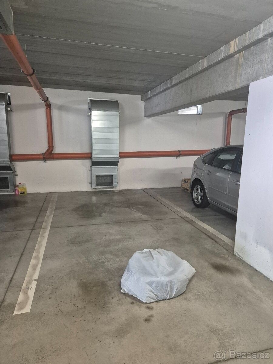 Garáže, Vyškov, 682 01 - 2