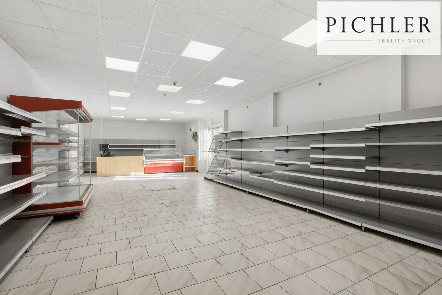 Obchodní prostory · 922 m² · Oráčov - 4