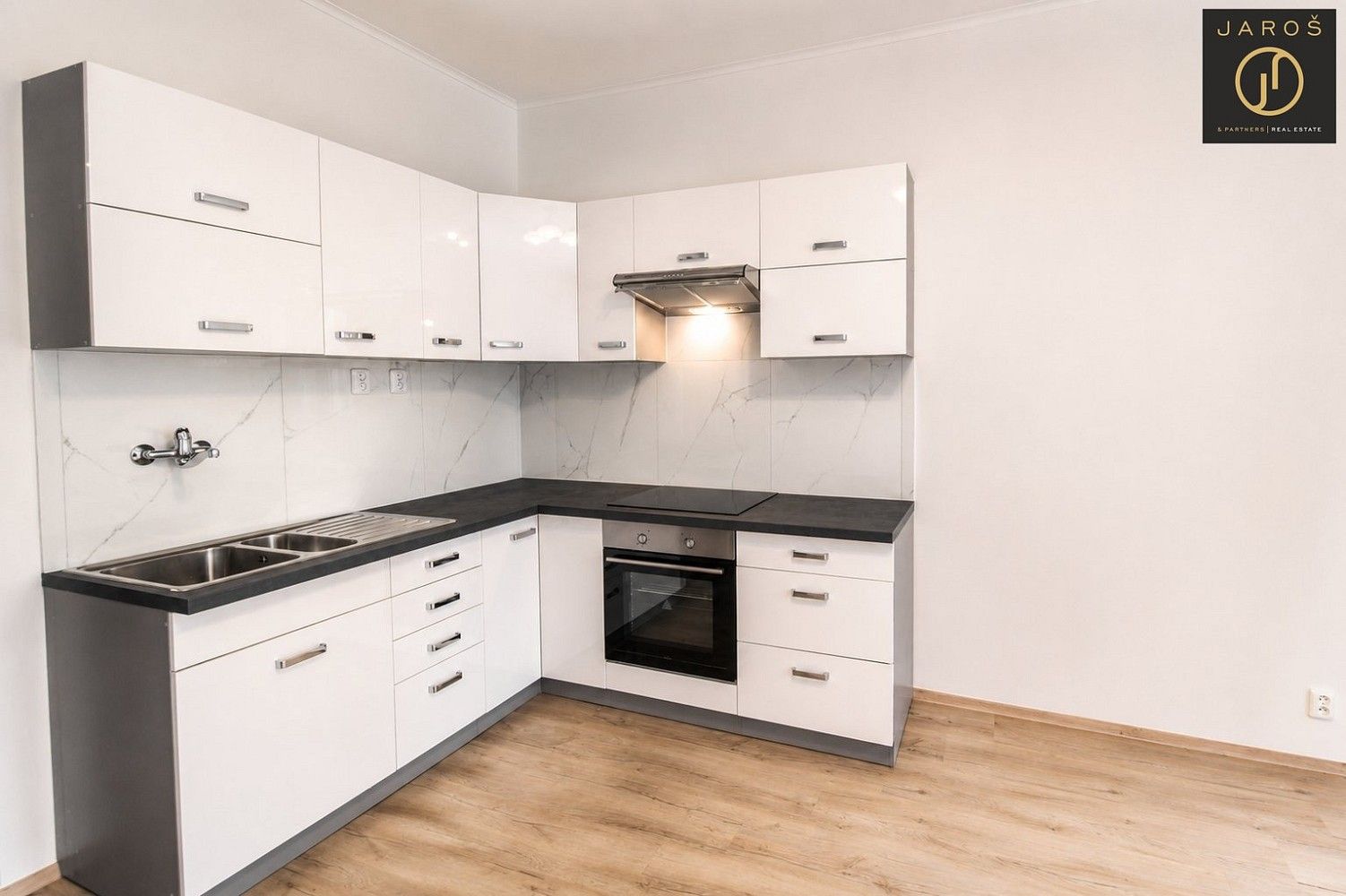2+kk, Praha - Strašnice, okres Praha 10, Hlavní město Praha, 55 m² - 2