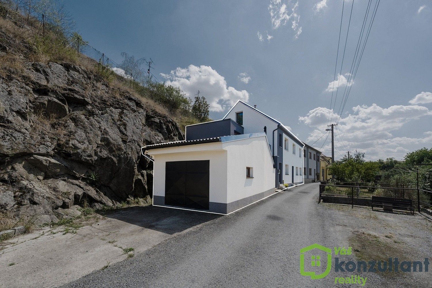 Rodinné domy, Vladislav, okres Třebíč, Kraj Vysočina, 241 m² - 1