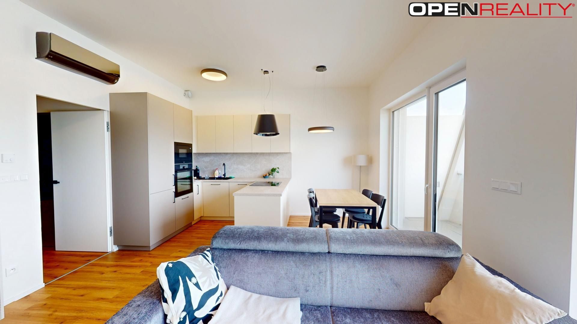 2+kk, Komárovská, Brno, 72 m² - 1