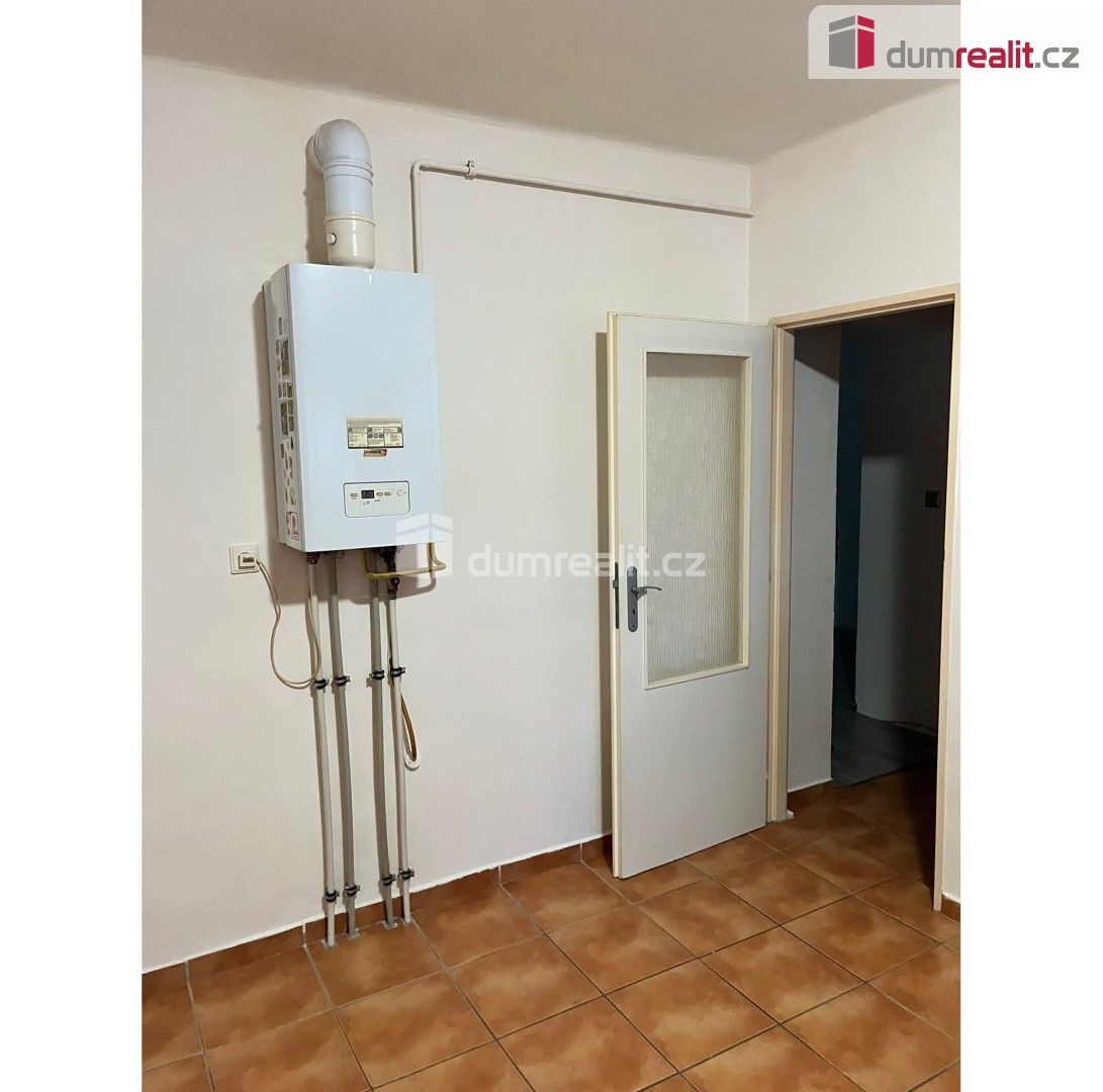 Pronájem byt 2+1 - Hálkova, Cheb, 52 m²