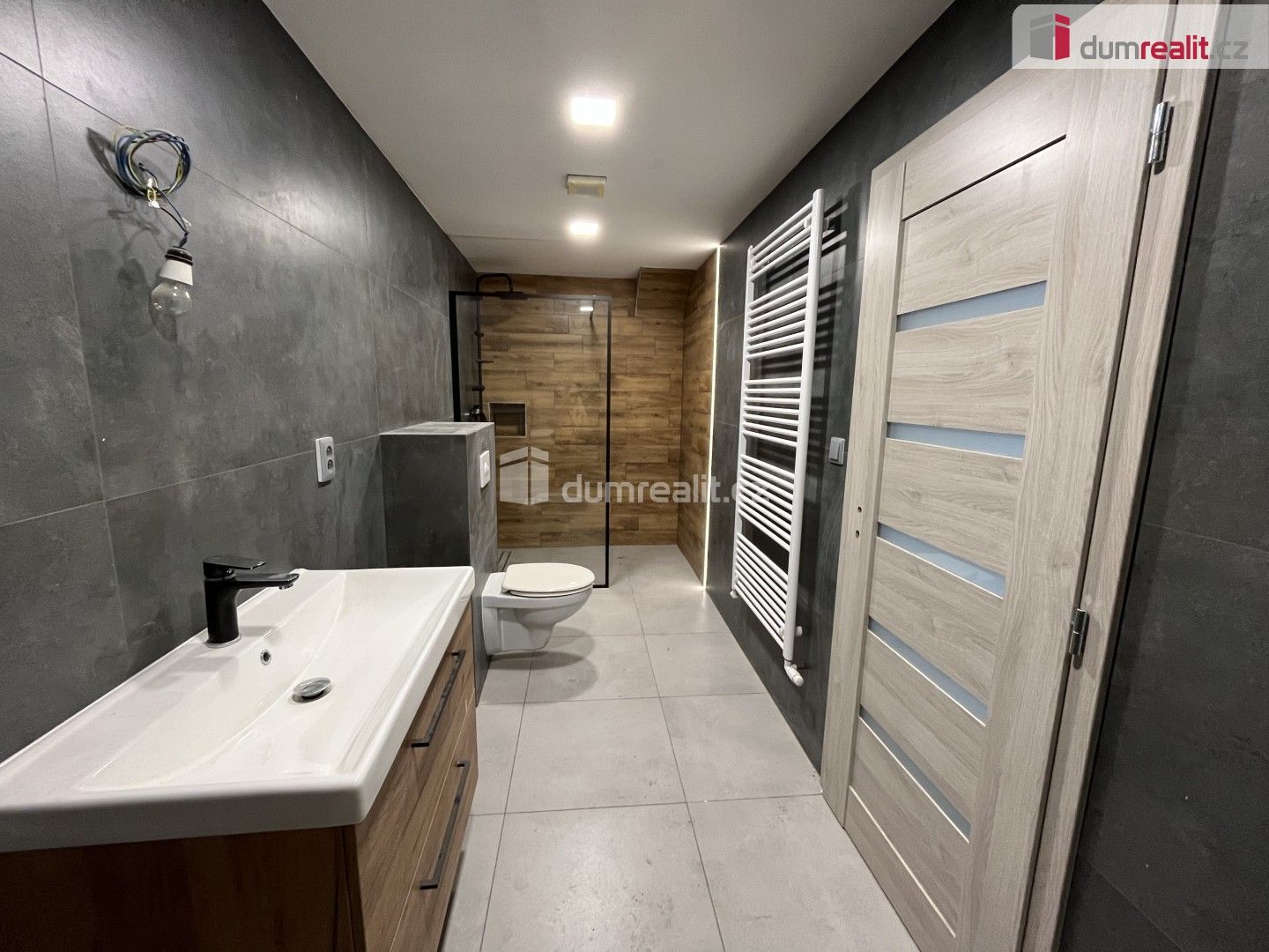 Rodinný dům · 204 m² · Modlany - 3