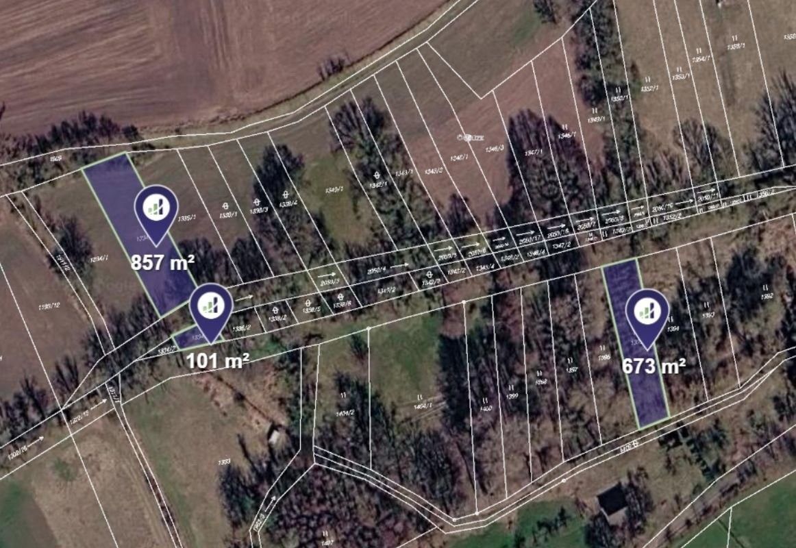 Zemědělský pozemek, 1 631 m²