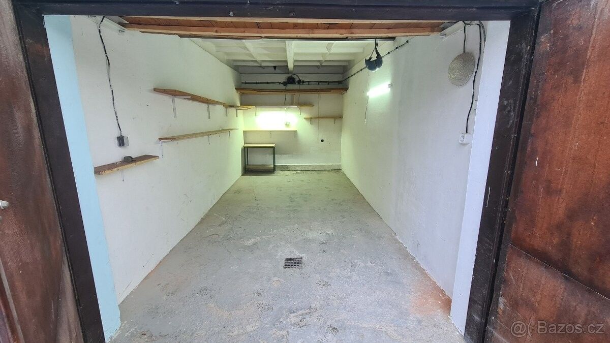 Garáže, Šumperk, 787 01