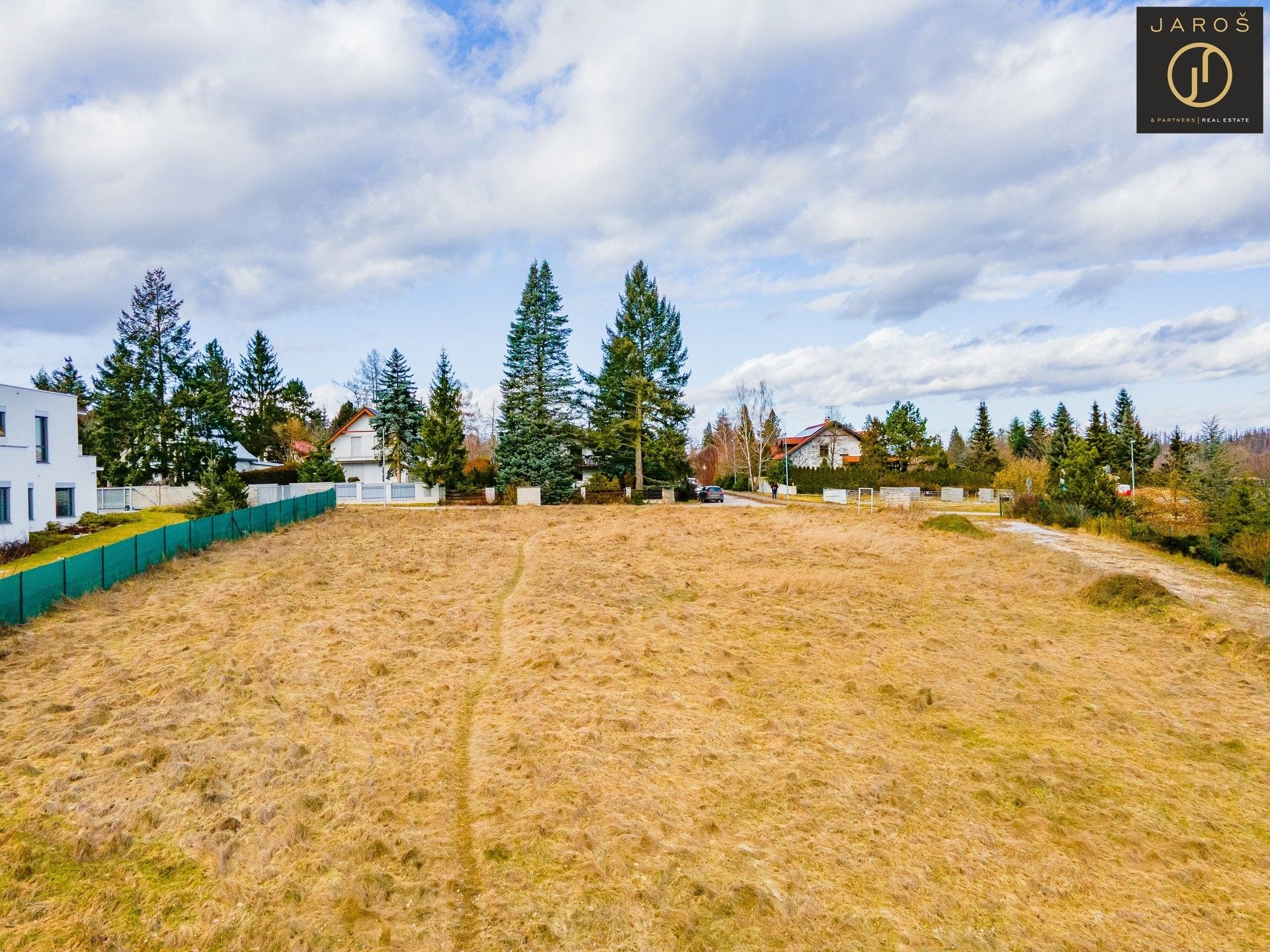 Prodej pozemek pro bydlení - Unhošť