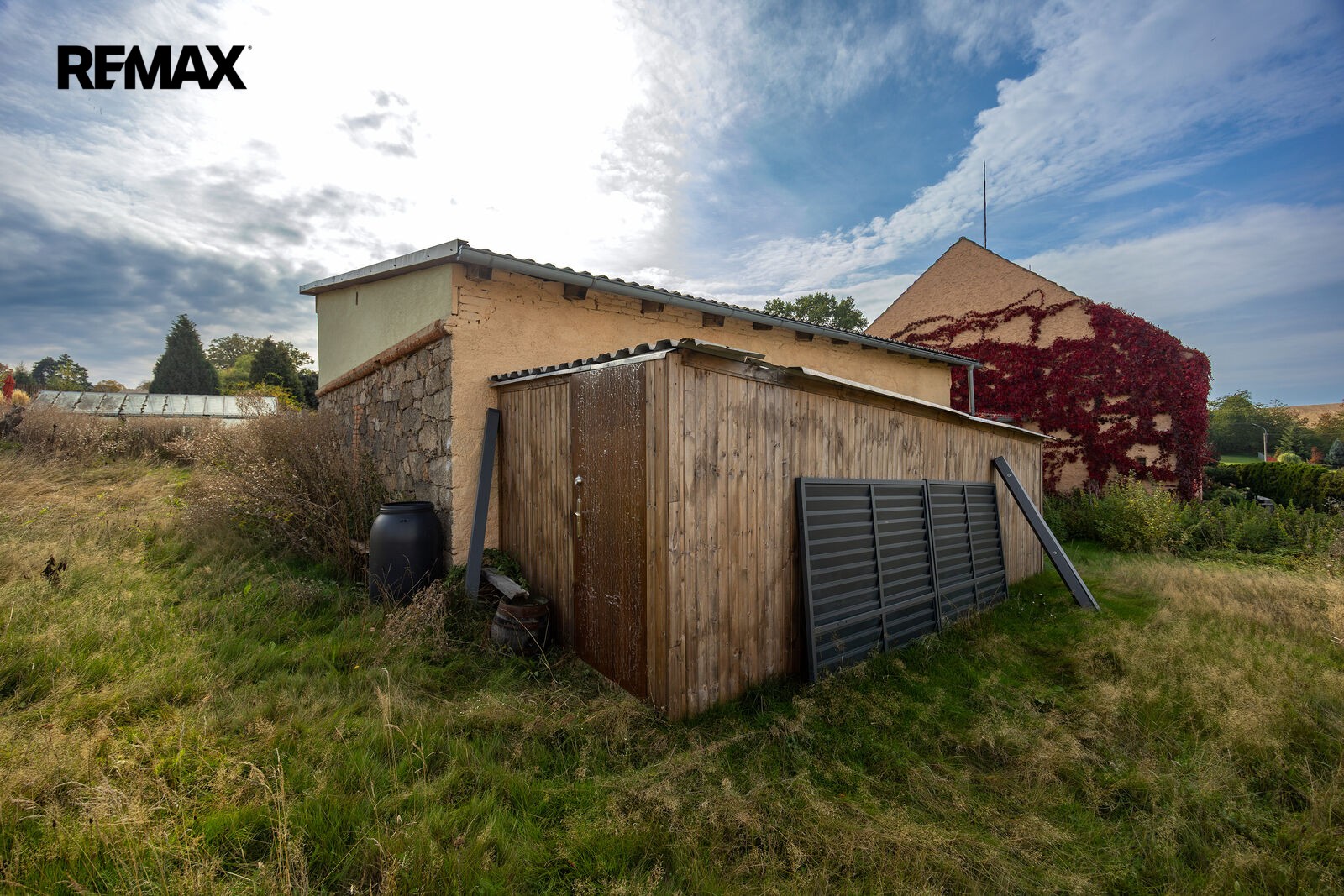 Pozemek pro bydlení · 1 366 m² · Benešovice - 3