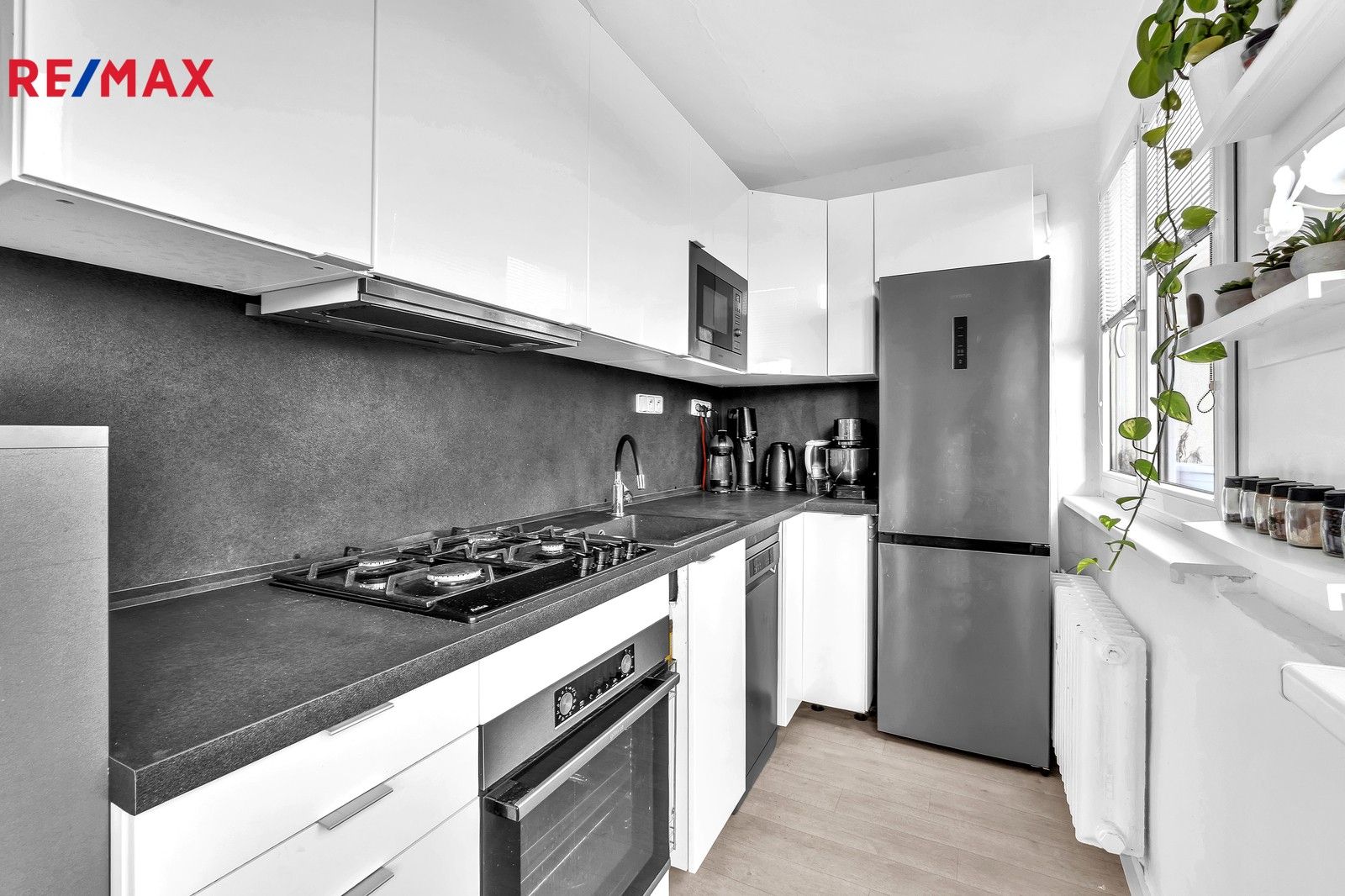 Prodej byt 2+kk - Myslivečkova 655, Hradec Králové, 43 m²