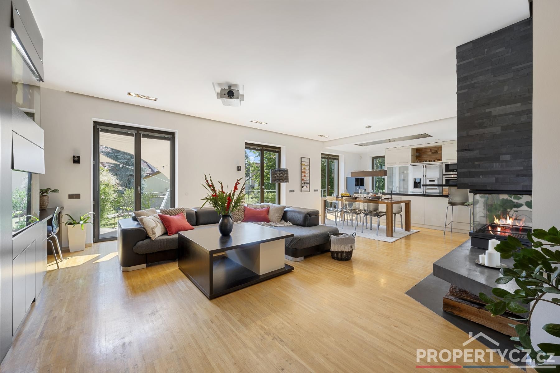 Prodej rodinný dům - Žďárská, Praha, 345 m² - 5
