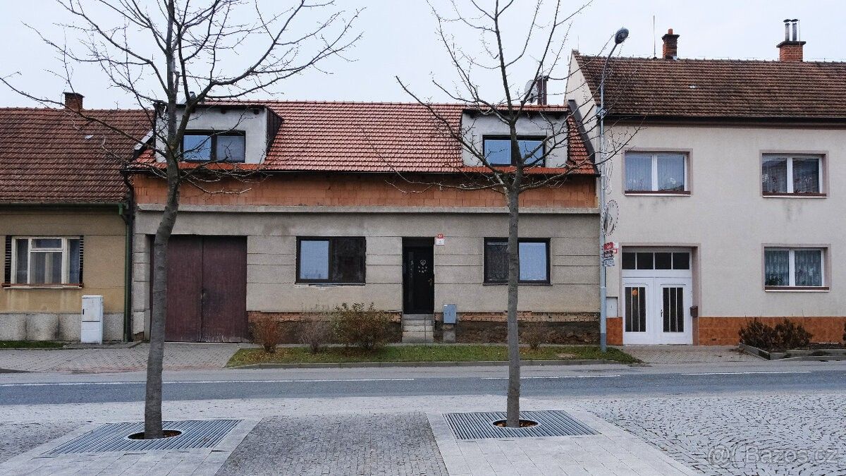 Rodinné domy, Ostopovice, 664 49