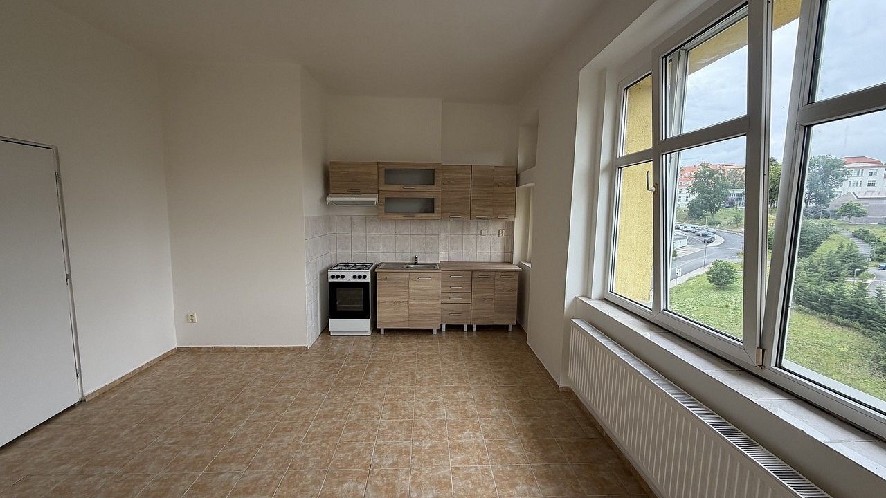 Pronájem byt 2+1 - Klíšská, Ústí nad Labem, 75 m² - 5