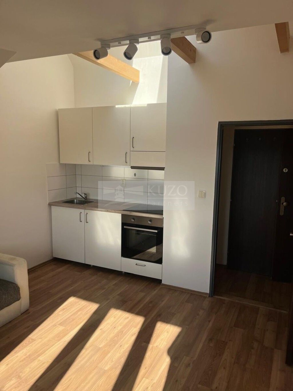 2+kk, Pod Sychrovem I, Praha Michle, 30 m² - 1