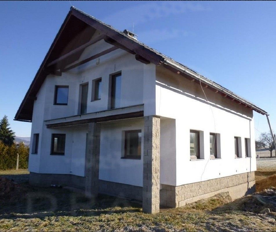 Rodinné domy, Držkov, 142 m²