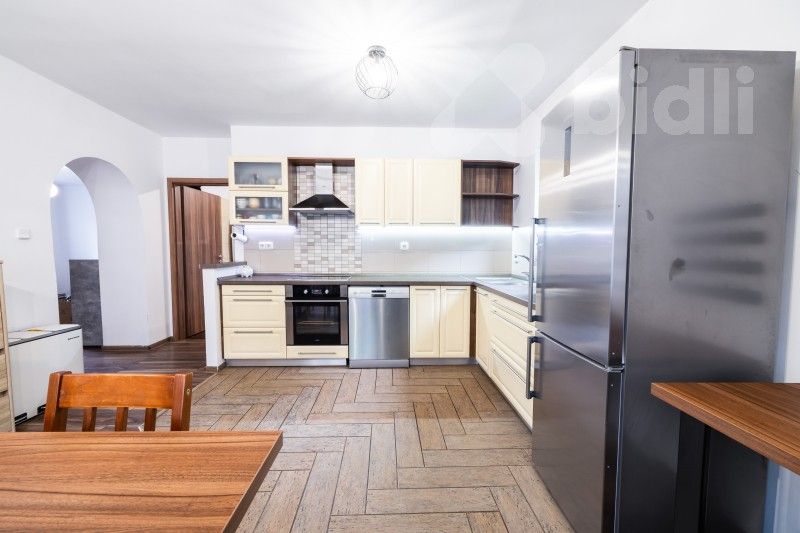 3+1, Janská, 75 m²