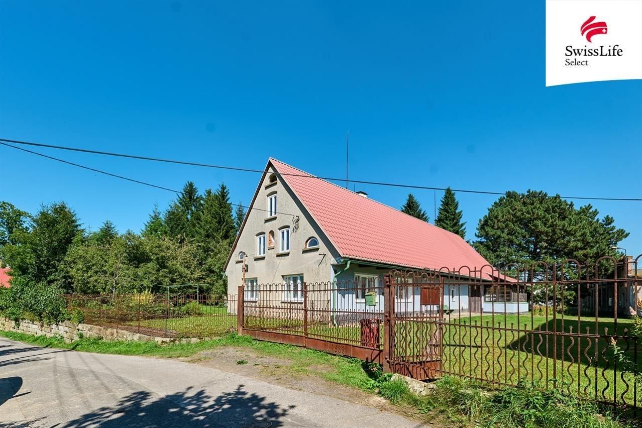 Rodinné domy, Česká Metuje, 242 m²