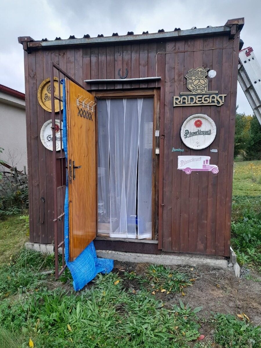 Chaty, Moravany u Holic, 533 72