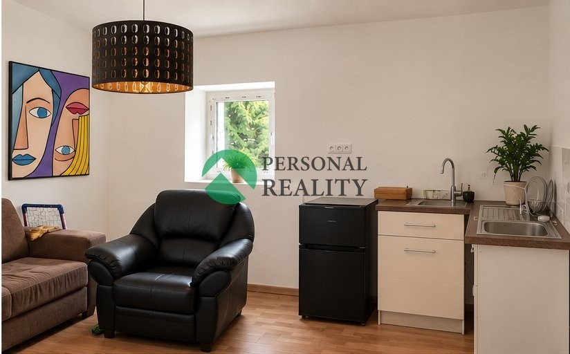 Prodej rodinný dům - Smečenská, Slaný, 90 m² - 2