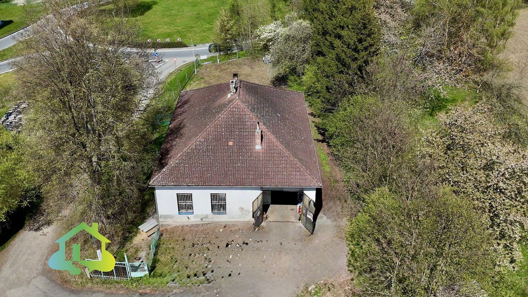 Obchodní prostory, Opařany - Oltyně, okres Tábor, Jihočeský kraj, 300 m² - 2