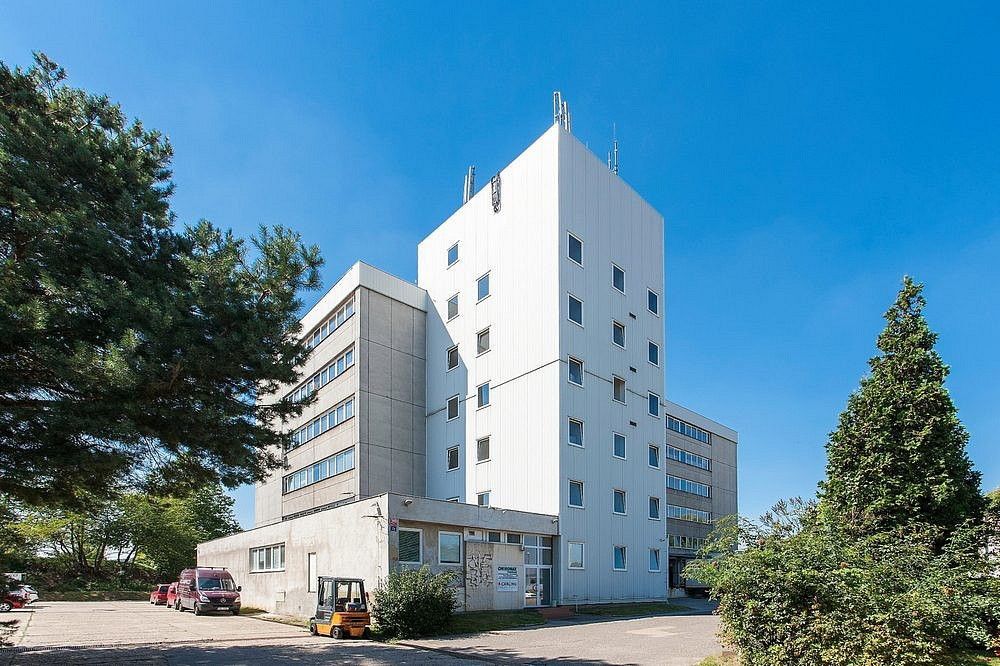 Sklady, Radonice, 456 m² - 1
