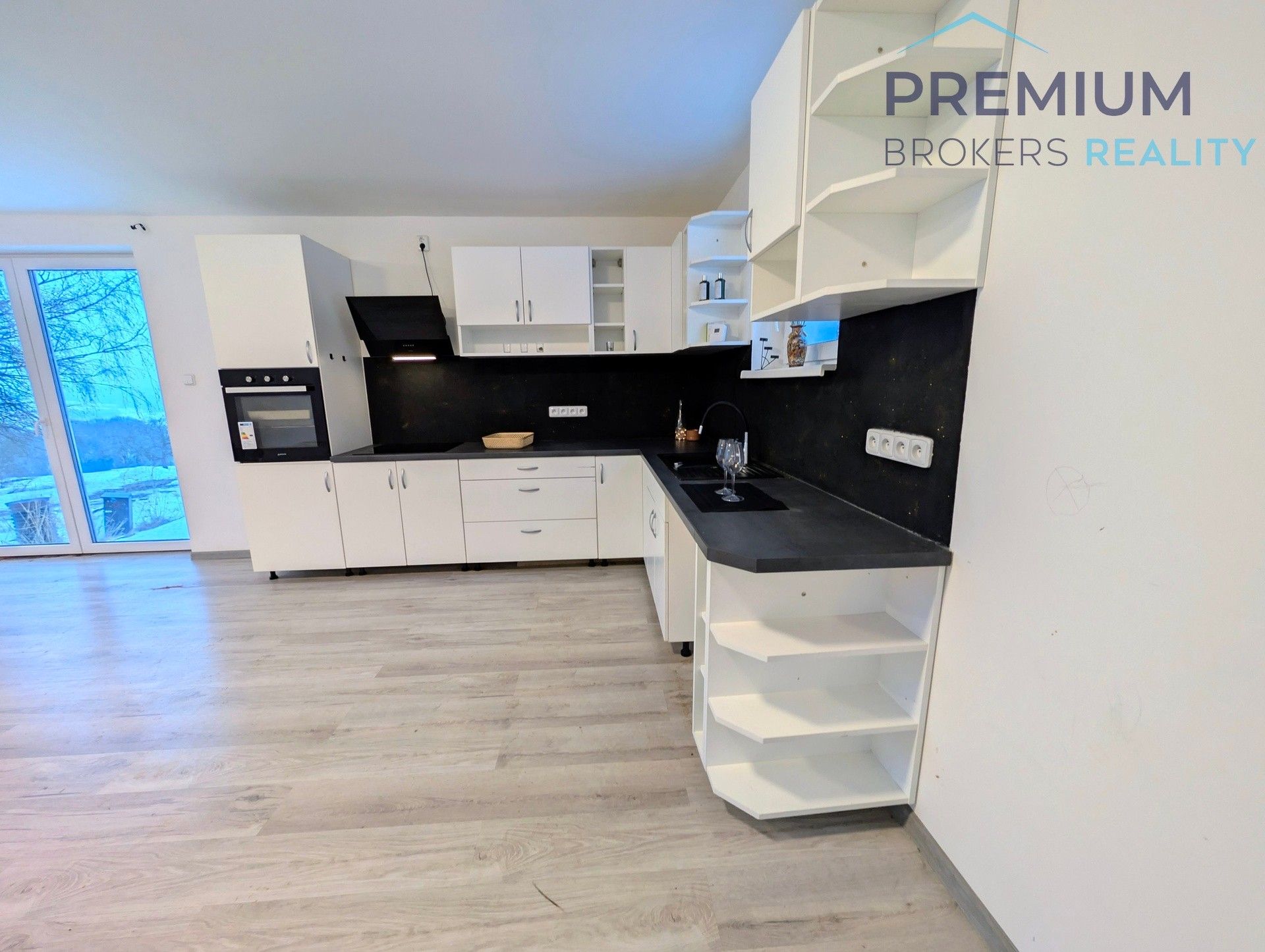 Prodej rodinný dům - Jirkov, Železný Brod, 178 m²