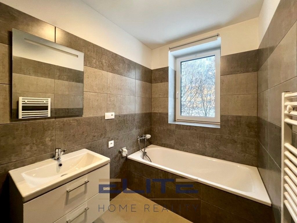 1+1, Mládí, Jablonec nad Nisou, 35 m²