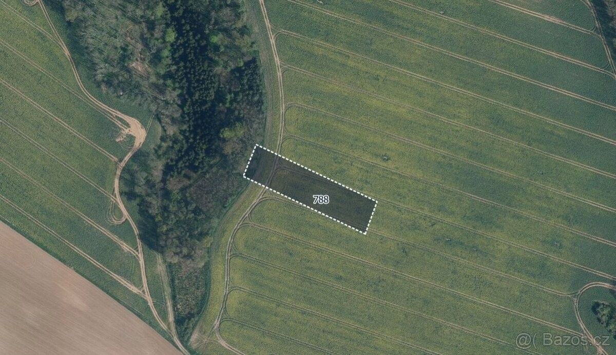 Prodej pozemek pro bydlení - Mělnické Vtelno, 277 38