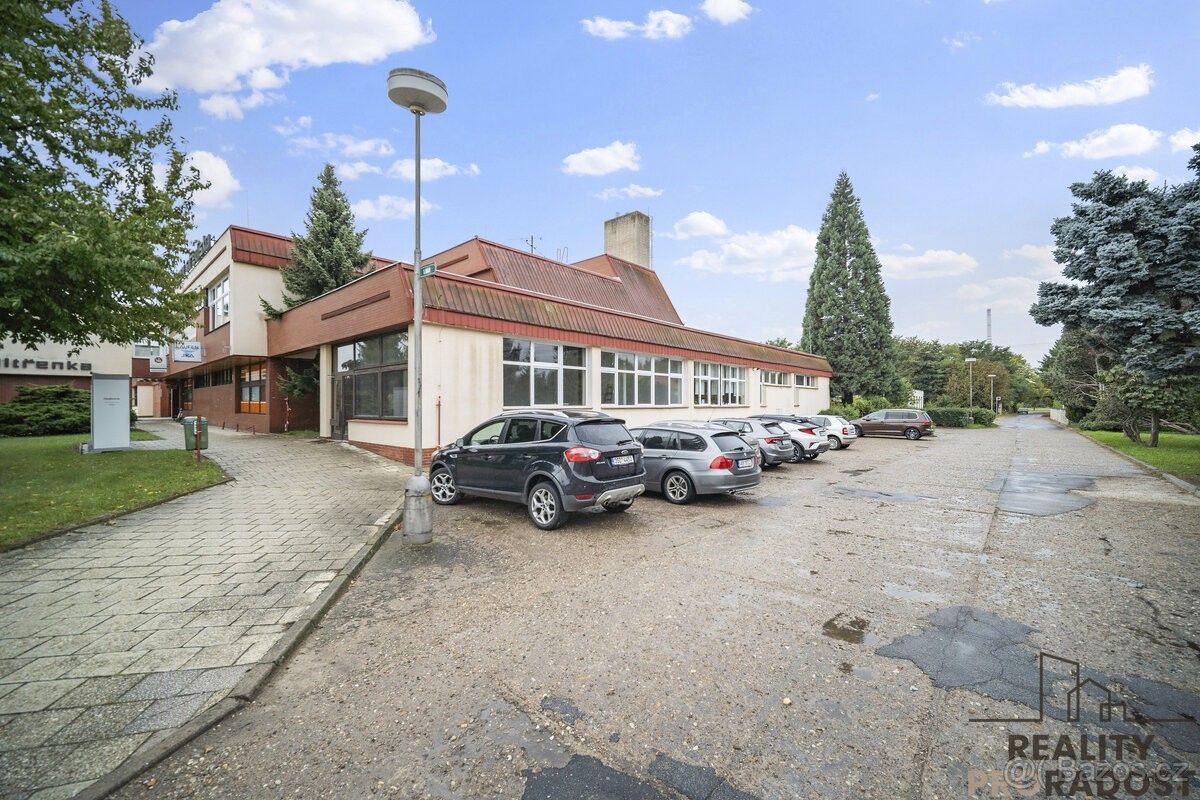 Pronájem obchodní prostory - Řečany nad Labem, 533 13