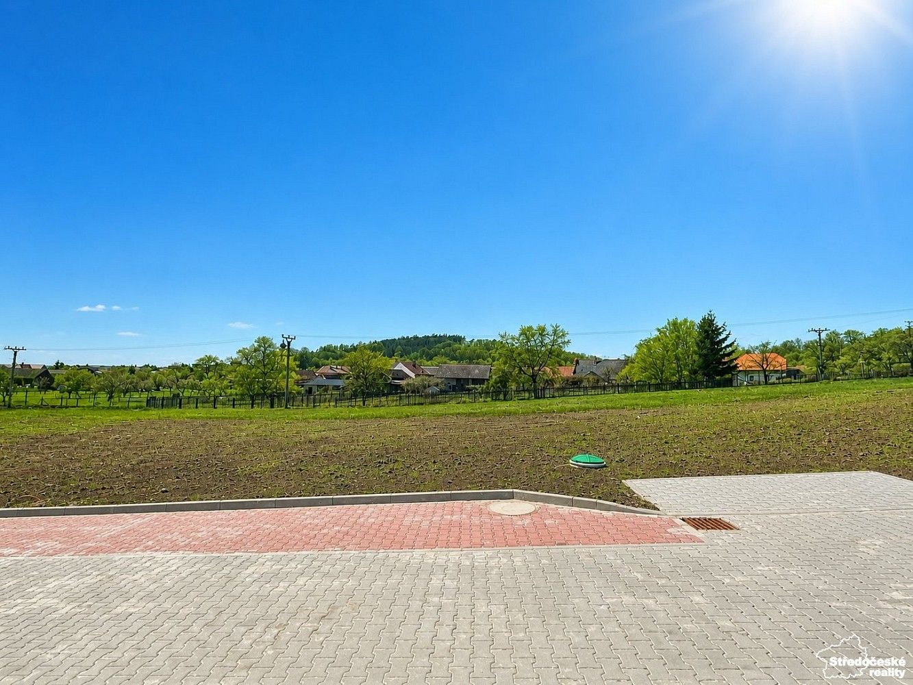 Prodej pozemek pro bydlení - Žerčice, okres Mladá Boleslav, Středočeský kraj - 1