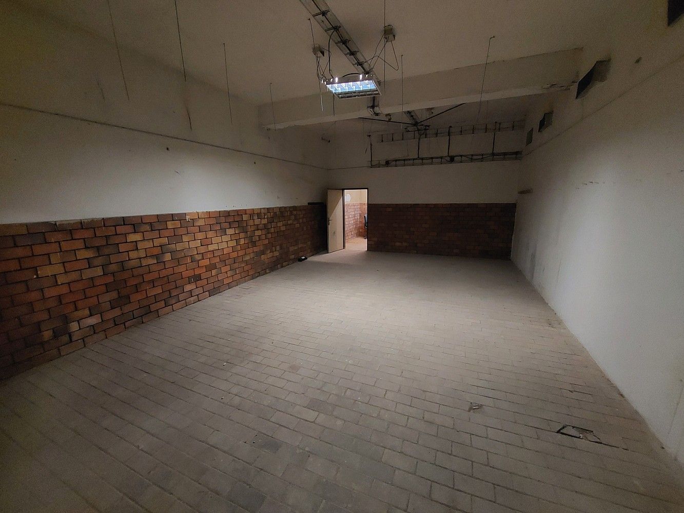 Pronájem sklad - Dobříš, okres Příbram, Středočeský kraj, 123 m² - 2