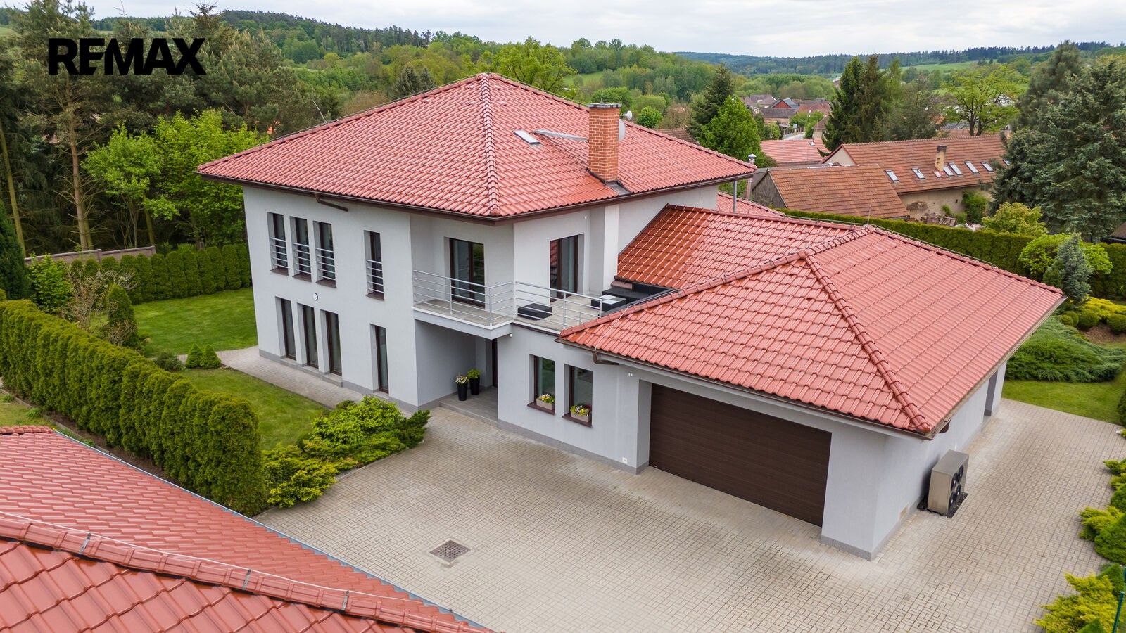 Rodinný dům · 634 m² · Nučice - 1
