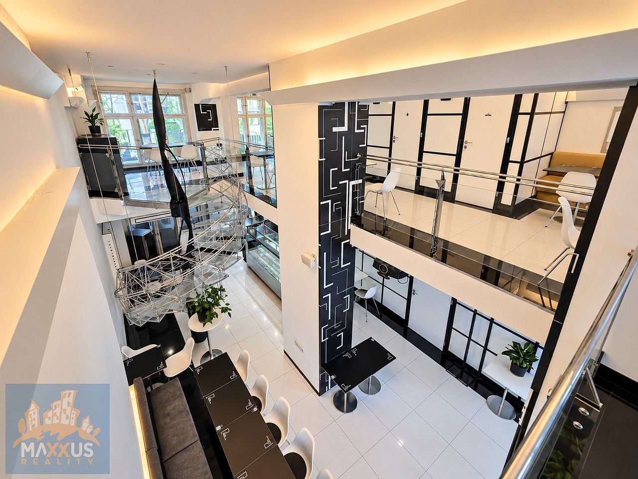 Pronájem obchodní prostory - Praha - Nové Město, okres Praha 2, Hlavní město Praha, 145 m² - 5