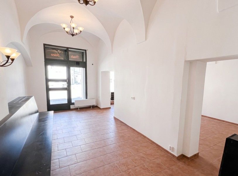 Obchodní prostory · 94 m² · Velké náměstí, Hradec Králové - 3