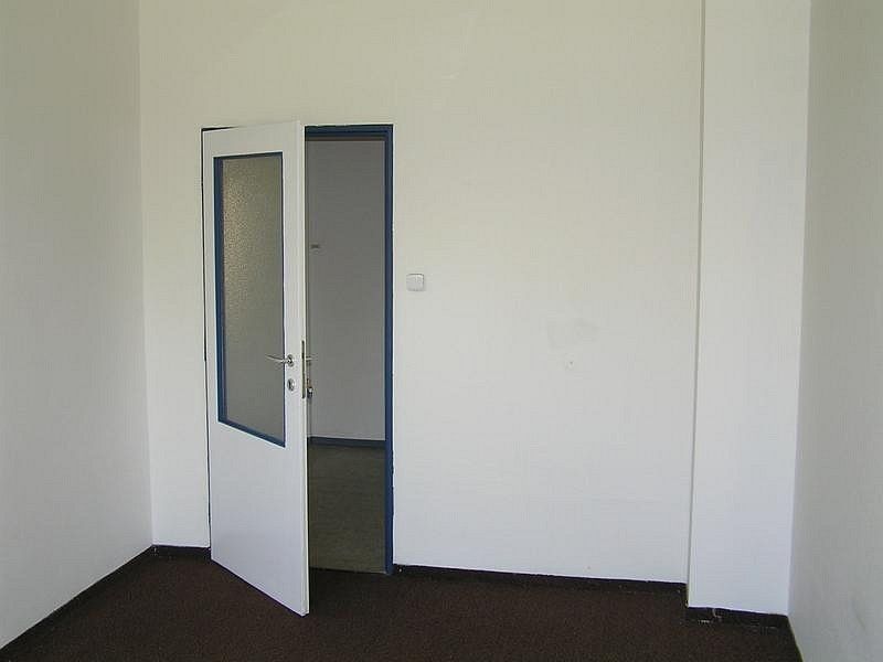 Pronájem kancelář - Praha - Běchovice, okres Praha 21, Hlavní město Praha, 14 m² - 5