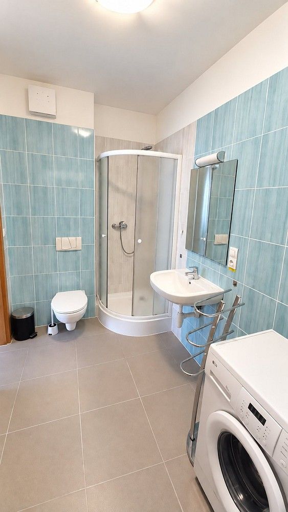 Byt 2+kk · 56 m² · Praha - Karlín, okres Praha 8, Hlavní město Praha - 4
