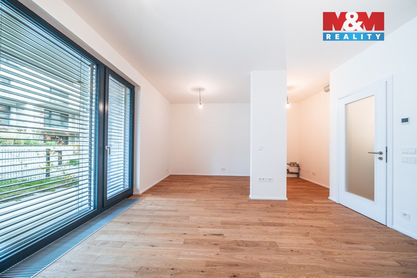 Pronájem byt 1+kk - U průhonu, Praha, 35 m²