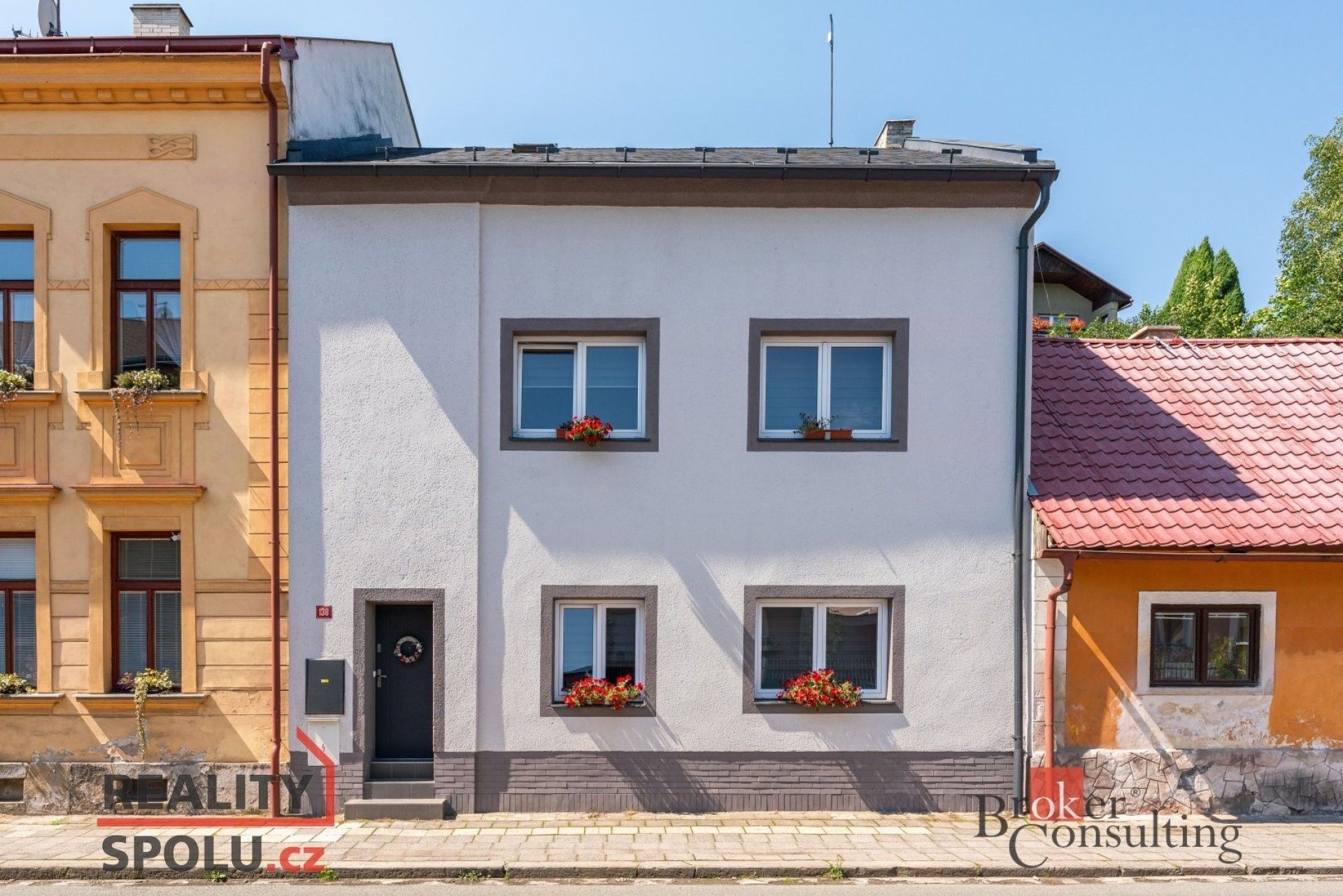 Rodinné domy, Regnerova, Úpice, 90 m² - 1
