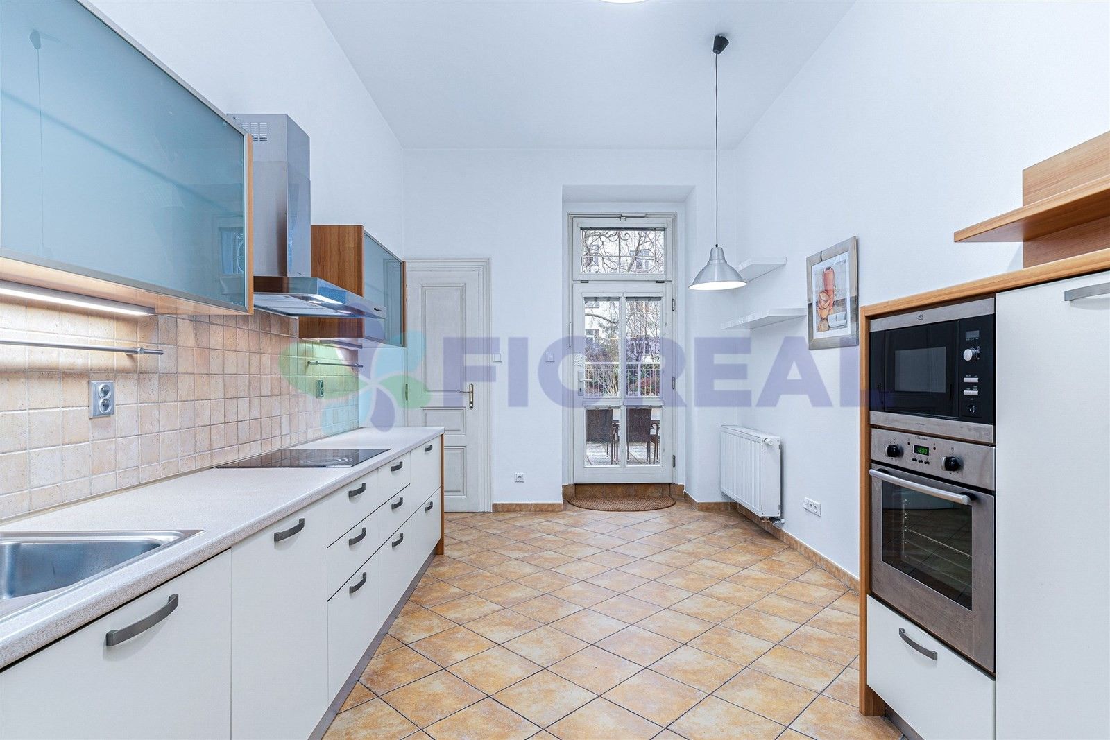 2+1, Moravská, Praha, 126 m²