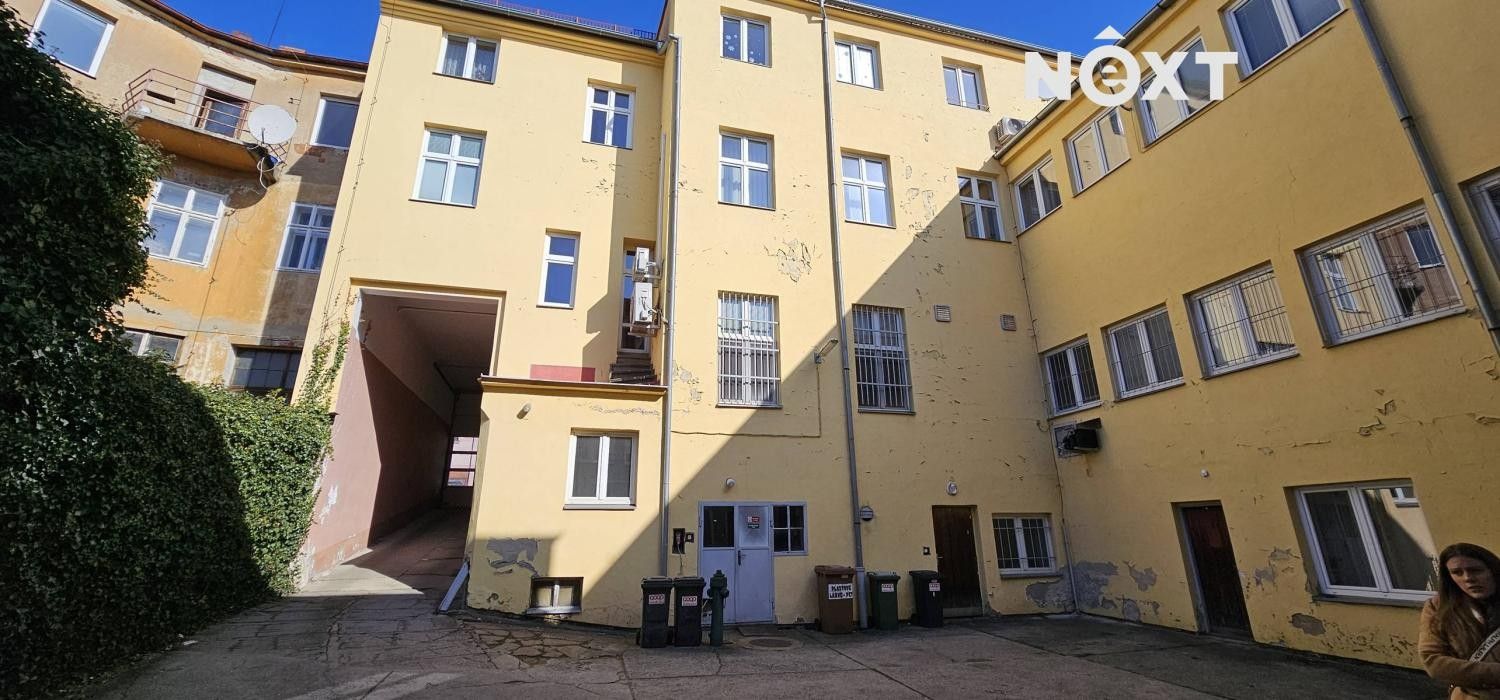 Obchodní prostory, Budějovická 1413, Tábor, 2 000 m² - 2