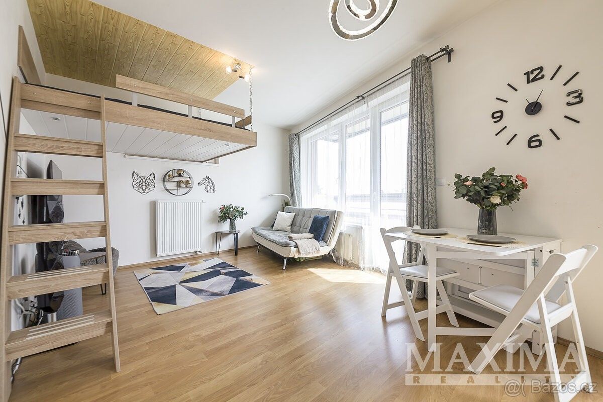 Prodej byt 1+kk - Praha, 100 00, 43 m²