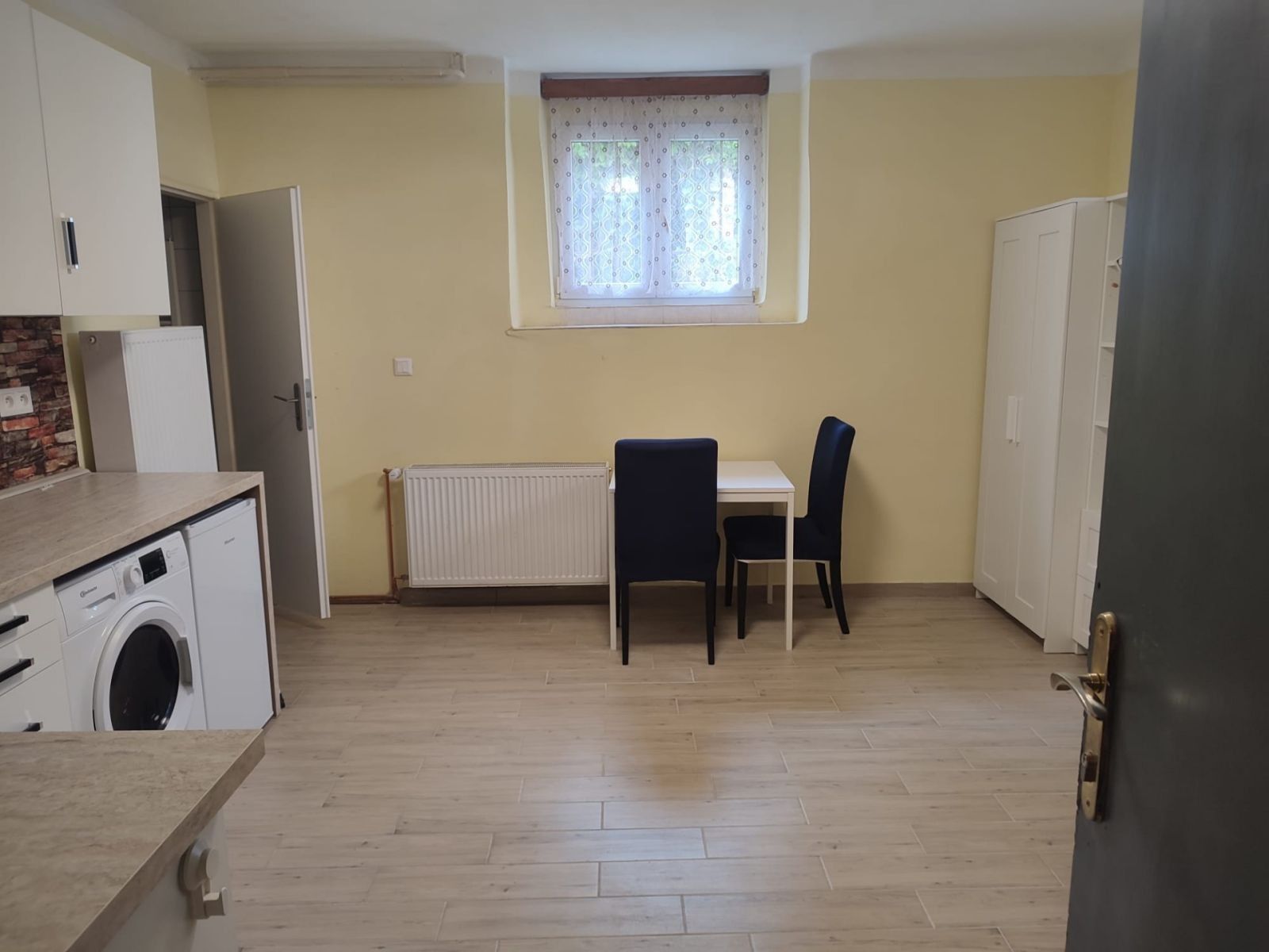 1+kk, Na Záhonech, Praha - Michle, 19 m² - 2