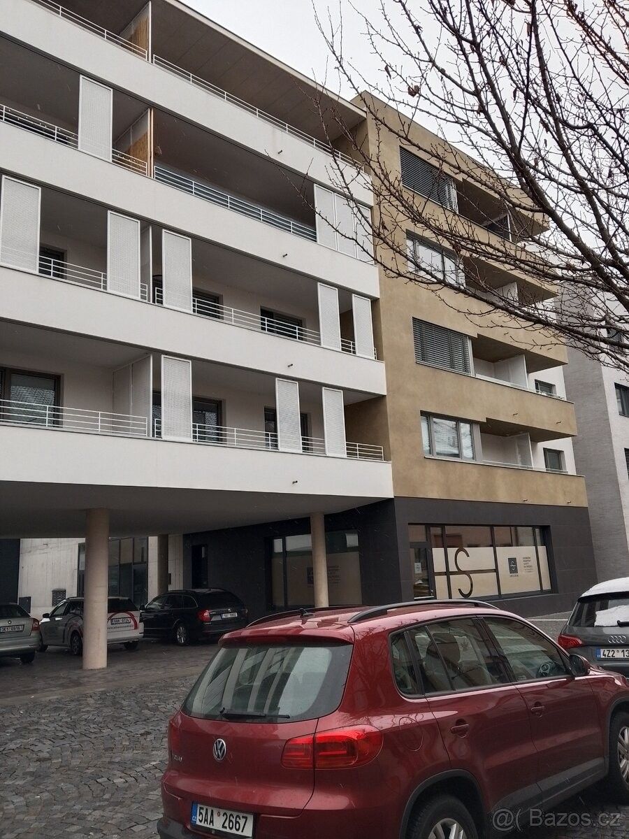 Byty, Pardubice, 530 06