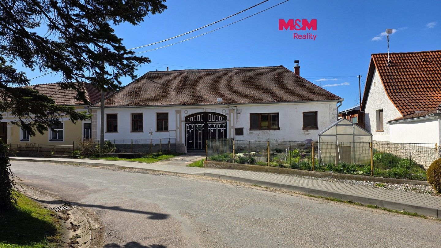 Rodinné domy, Dešov, okres Třebíč, Kraj Vysočina, 140 m² - 1