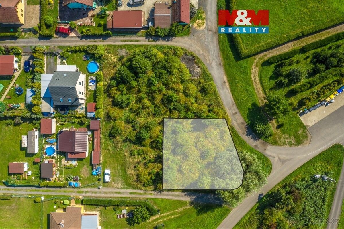 Pozemky pro bydlení, Bitozeves, 438 01