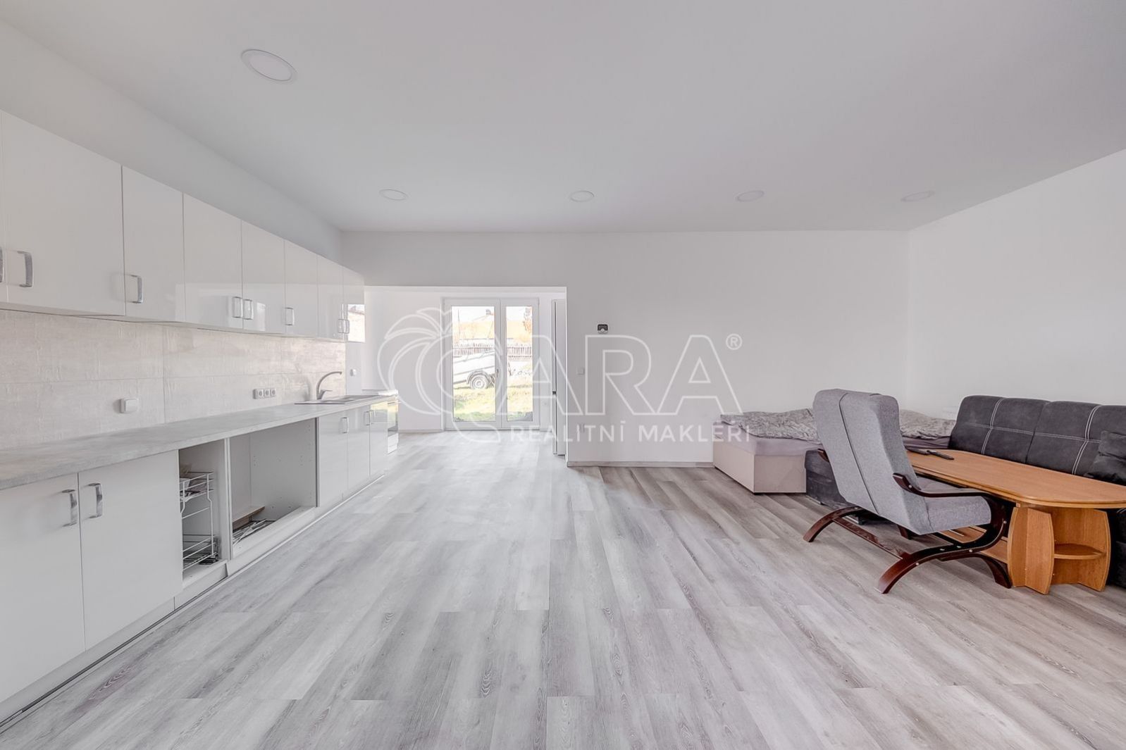 Prodej rodinný dům - Drhovy, 340 m² - 5