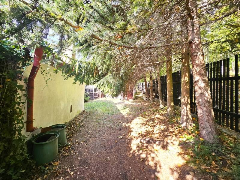 Chata · 41 m² · Třešňová 724, Krupka - 4