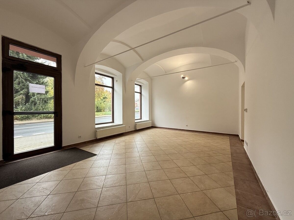 Obchodní prostory, Bratrušov, 787 01