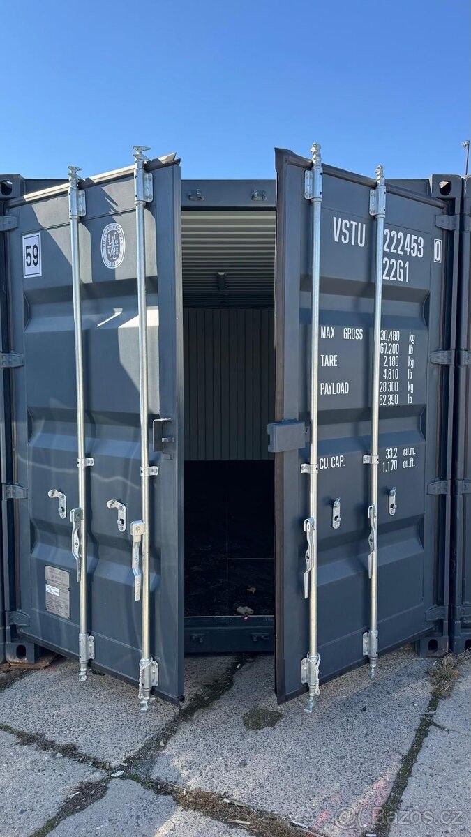 Sklady, Praha, 108 00