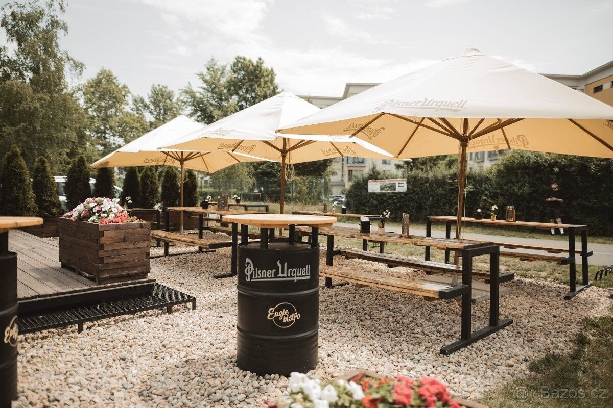 Prodej restaurace - Praha, 198 00