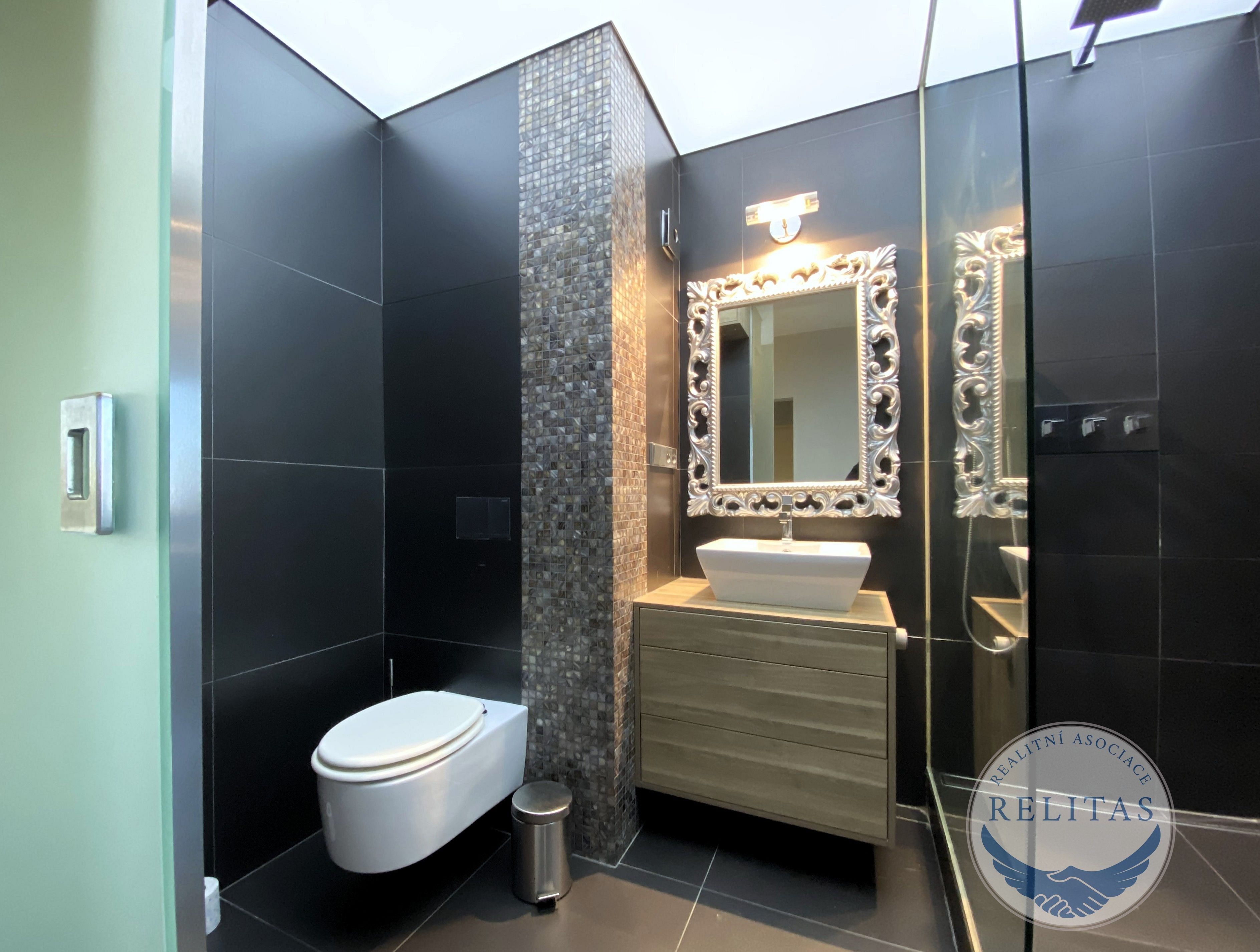 Prodej byt 3+1 - Matúškova, Praha, 74 m²