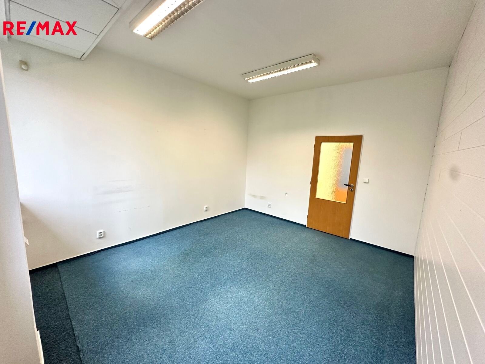 Pronájem kancelář - Jiráskova, Vsetín, 19 m²